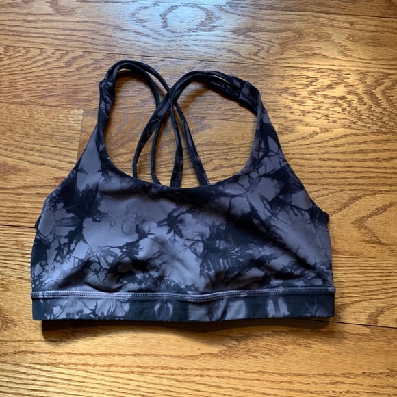 lululemon athletica Other - Lululemon energy bra. Size 8